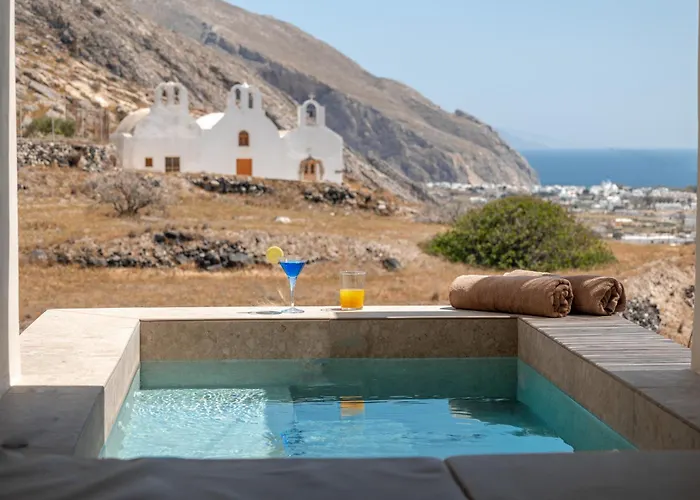 Depalyma Emporio (Santorini)