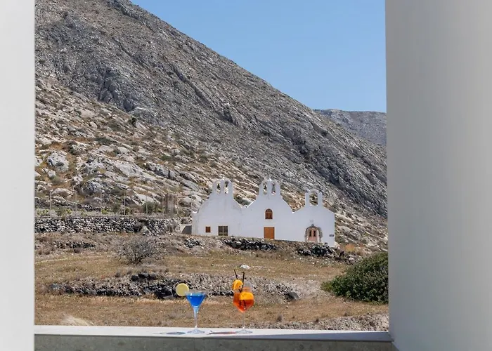 Depalyma Hotel Emporio (Santorini)