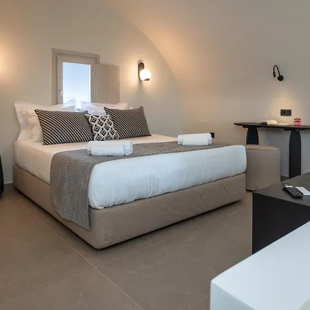 Depalyma Hotell *