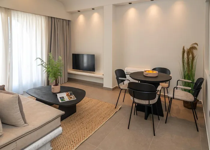 Depalyma Emporio (Santorini)