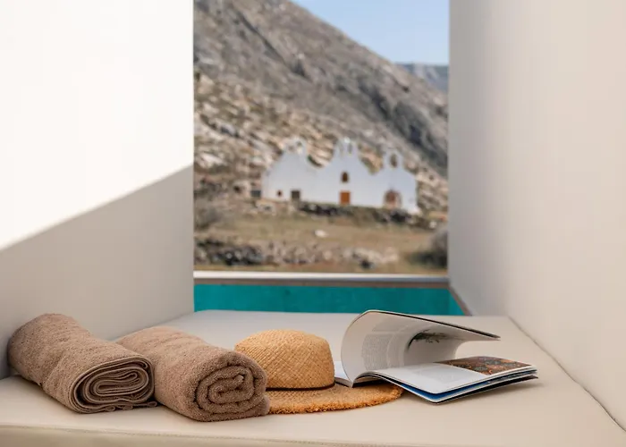 Hotel Depalyma Emporio (Santorini)