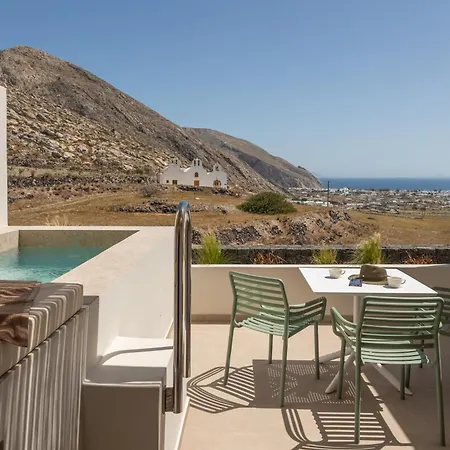 Depalyma Emporio (Santorini)